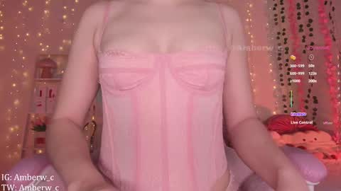 IG - TW Amberw c online show from September 2025 02:33:02 AM