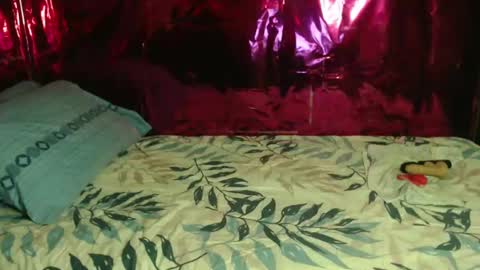 Marie online show from January 2025 05:37:01 PM