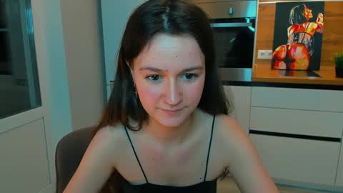 Snapshot of ameli_moon chatting on December 2024 02:35:02 PM Eileen online show from December 2024 02:35:02 PM