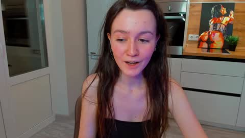 Snapshot of ameli_moon chatting on January 2025 03:28:01 PM Eileen online show from January 2025 03:28:01 PM