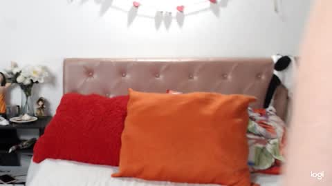 amelia online show from February 2026 11:00:01 PM