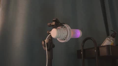 amelia_flowers online show from August 2026 10:46:02 PM