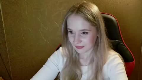 Amelia  online show from May 2026 07:40:02 PM