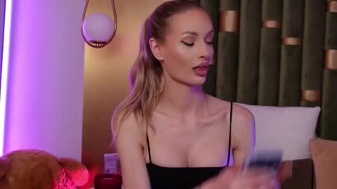 Snapshot of ameliaangell chatting on February 2026 05:10:01 PM Amelia online show from February 2026 05:10:01 PM