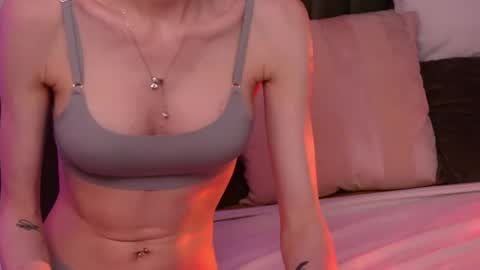 Snapshot of ameliaangell chatting on May 2026 07:43:01 PM Amelia online show from May 2026 07:43:01 PM