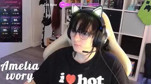 ameliaivory online show from December 2025 09:09:01 PM