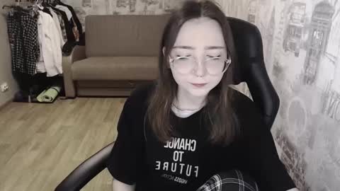 Amelia online show from January 2025 10:17:01 AM