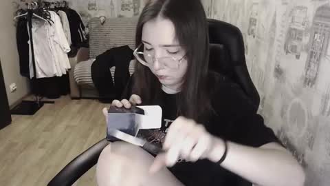 Amelia online show from February 2025 05:58:01 PM