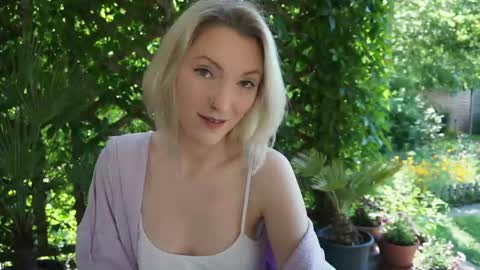 Call me Pixie or Amy xxx online show from May 2026 07:25:01 AM