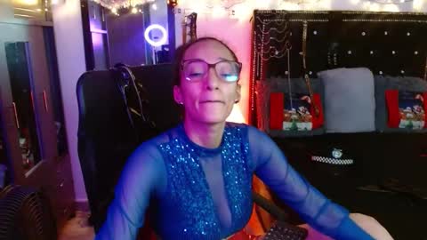 amelie__martinez online show from December 2025 10:38:01 PM