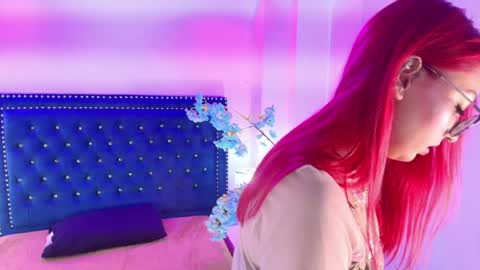 Amelie online show from April 2026 10:58:02 AM