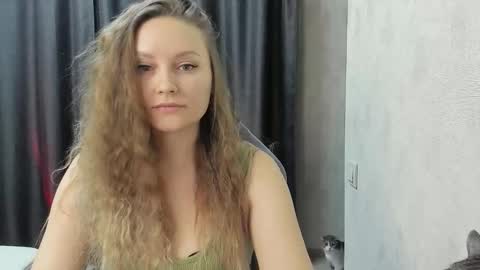 amelie online show from October 2025 08:52:02 PM