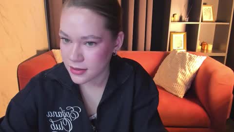 Snapshot of ameliedot chatting on February 2026 10:12:01 AM Amelie online show from February 2026 10:12:01 AM