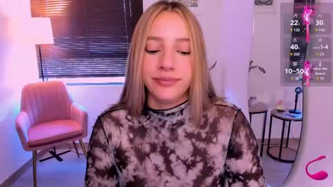 Amelie Graham online show from September 2025 08:24:01 PM