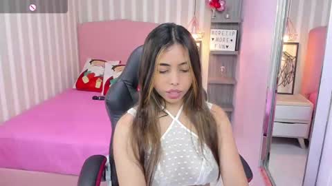 Snapshot of amelietarson chatting on December 2024 07:28:02 PM Victoria online show from December 2024 07:28:02 PM