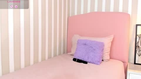 Snapshot of amelietarson chatting on February 2025 10:26:02 PM Victoria online show from February 2025 10:26:02 PM