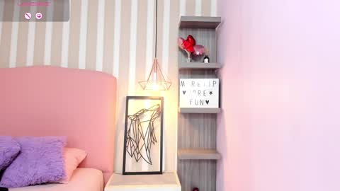 Snapshot of amelietarson chatting on February 2025 07:14:01 PM Victoria online show from February 2025 07:14:01 PM