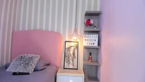 Snapshot of amelietarson chatting on September 2025 07:25:01 PM Victoria online show from September 2025 07:25:01 PM