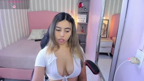 Snapshot of amelietarson chatting on September 2025 07:36:02 PM Victoria online show from September 2025 07:36:02 PM