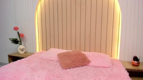 Amelia online show from December 2024 11:09:02 PM