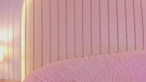 Amelia online show from September 2025 02:24:01 AM