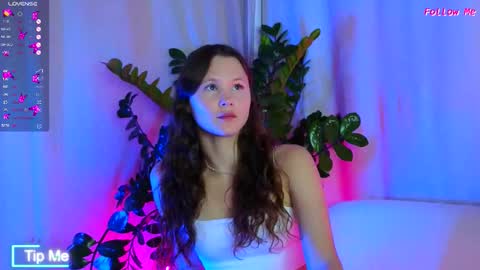 AmeliRoyse online show from September 2025 05:03:01 PM