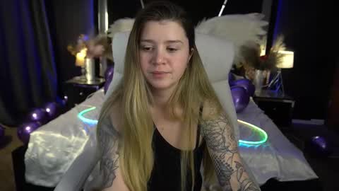 amellymillyy online show from January 2026 02:11:01 PM