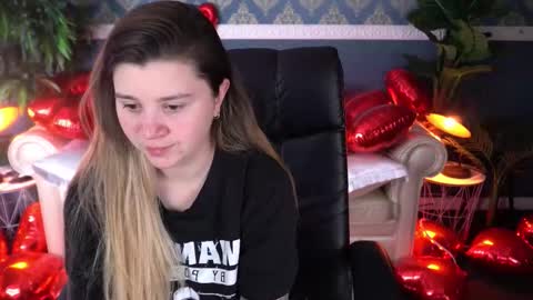 amellymillyy online show from February 2026 01:31:01 PM