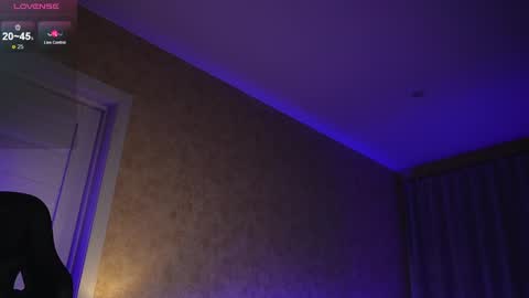 Snapshot of amelyxxx chatting on December 2024 03:47:02 AM Amy online show from December 2024 03:47:02 AM