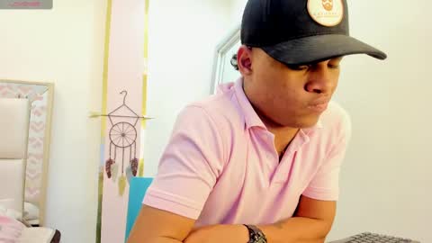 Snapshot of america_27 chatting on January 2025 11:43:02 AM AMILCAR online show from January 2025 11:43:02 AM