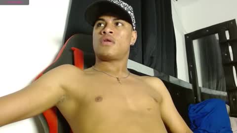 Snapshot of america_27 chatting on October 2025 10:52:02 PM AMILCAR online show from October 2025 10:52:02 PM