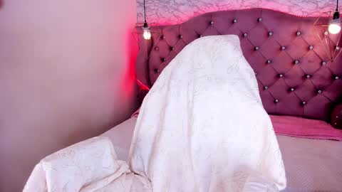 Snapshot of ametrix_ chatting on February 2025 07:13:01 PM online show from February 2025 07:13:01 PM