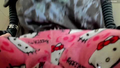 Snapshot of ami_sakurami chatting on January 2025 05:58:02 PM Amaya online show from January 2025 05:58:02 PM