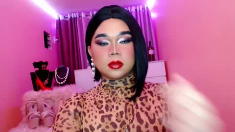 Queen Mireska online show from February 2025 05:47:02 PM