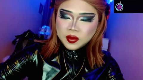 Queen Mireska online show from June 2026 03:05:02 PM