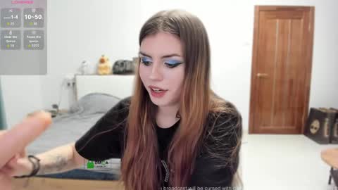 Snapshot of amiandthomas chatting on April 2026 06:39:01 PM VelvetCaprice online show from April 2026 06:39:01 PM