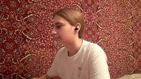 Snapshot of amiefetty chatting on September 2025 07:03:02 PM Iveta online show from September 2025 07:03:02 PM