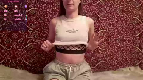 Snapshot of amiefetty chatting on November 2025 08:09:01 PM Iveta online show from November 2025 08:09:01 PM