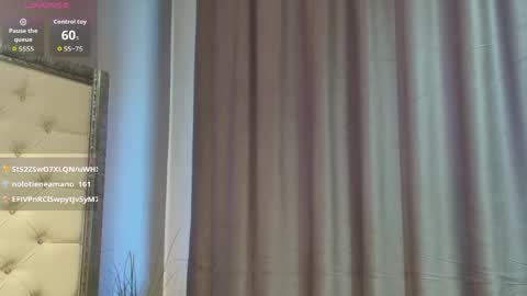 amiellarose online show from April 2026 12:29:02 PM