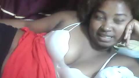 amielle_01 online show from May 2026 10:36:02 PM
