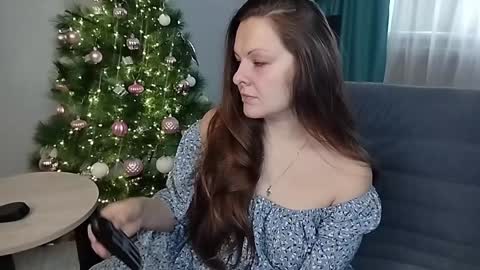 Snapshot of amilafran chatting on January 2025 05:44:02 AM Mila online show from January 2025 05:44:02 AM