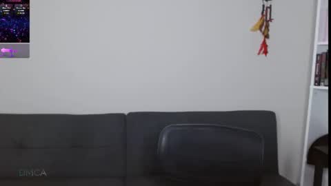 amilust online show from December 2025 09:00:02 PM