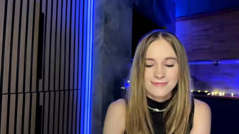 Amily online show from May 2026 03:55:02 PM