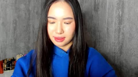 Amina online show from December 2024 09:40:02 AM