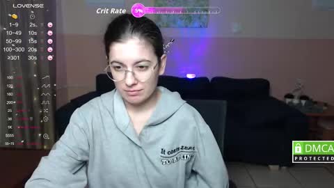 Amina online show from October 2025 11:32:02 AM