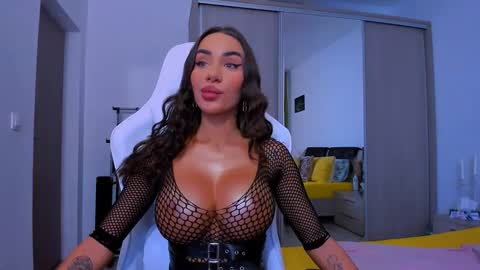 Arinna online show from January 2025 08:07:02 AM