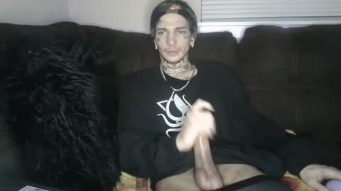 Snapshot of amiri_sweater chatting on February 2025 09:42:01 AM amiri_sweater online show from February 2025 09:42:01 AM