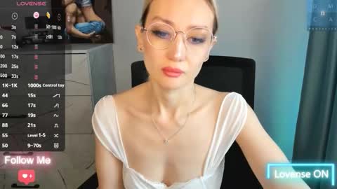 amiwong online show from October 2025 03:37:01 AM