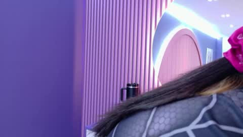    online show from April 2026 09:41:02 PM