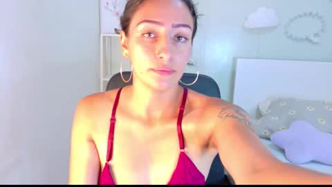 Snapshot of ammyrouse__ chatting on February 2026 11:04:02 AM A M M Y online show from February 2026 11:04:02 AM